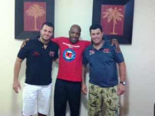 Silvio Lima (à esquerda), Feijão (centro) e Marcos Souza. 
