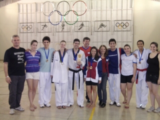 Membros da Academia Fábio Costa conquistaram sete ouros, uma prata e um bronze na primeira etapa do estadual.