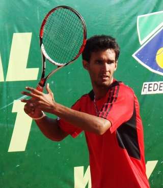 No tênis, Melgarejo disputou 8 torneios profissionais em 2011 pelo estado de Paraná, chegando ao 1º lugar do ranking. 