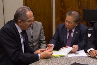 Deputado federal Akira Otsubo se encontrou com Aldo Rebelo, ministro do Esporte