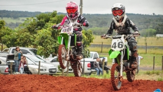 Provas da segunda etapa do estadual de motocross MX, em Campo Grande