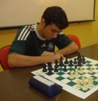 João Cáceres faturou etapa de xadrez em Corumbá.