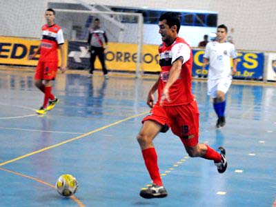 Desfalcado, Três Lagoas sofre em Brasília