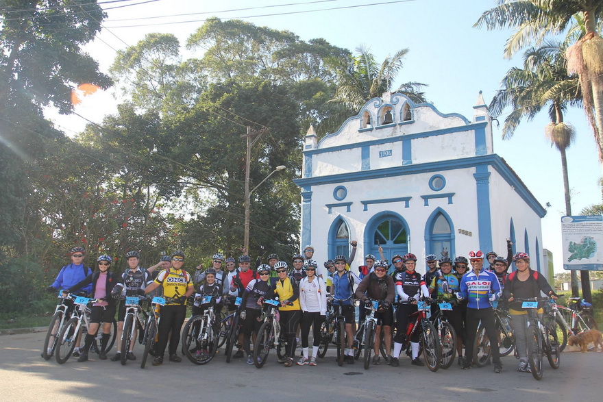 27 ciclistas do Estado participam de pedalada pela Serra do Mar em São Paulo