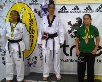Atleta de Corumbá conquista ouro no brasileiro de Taekwondo e se aproxima da seleção 