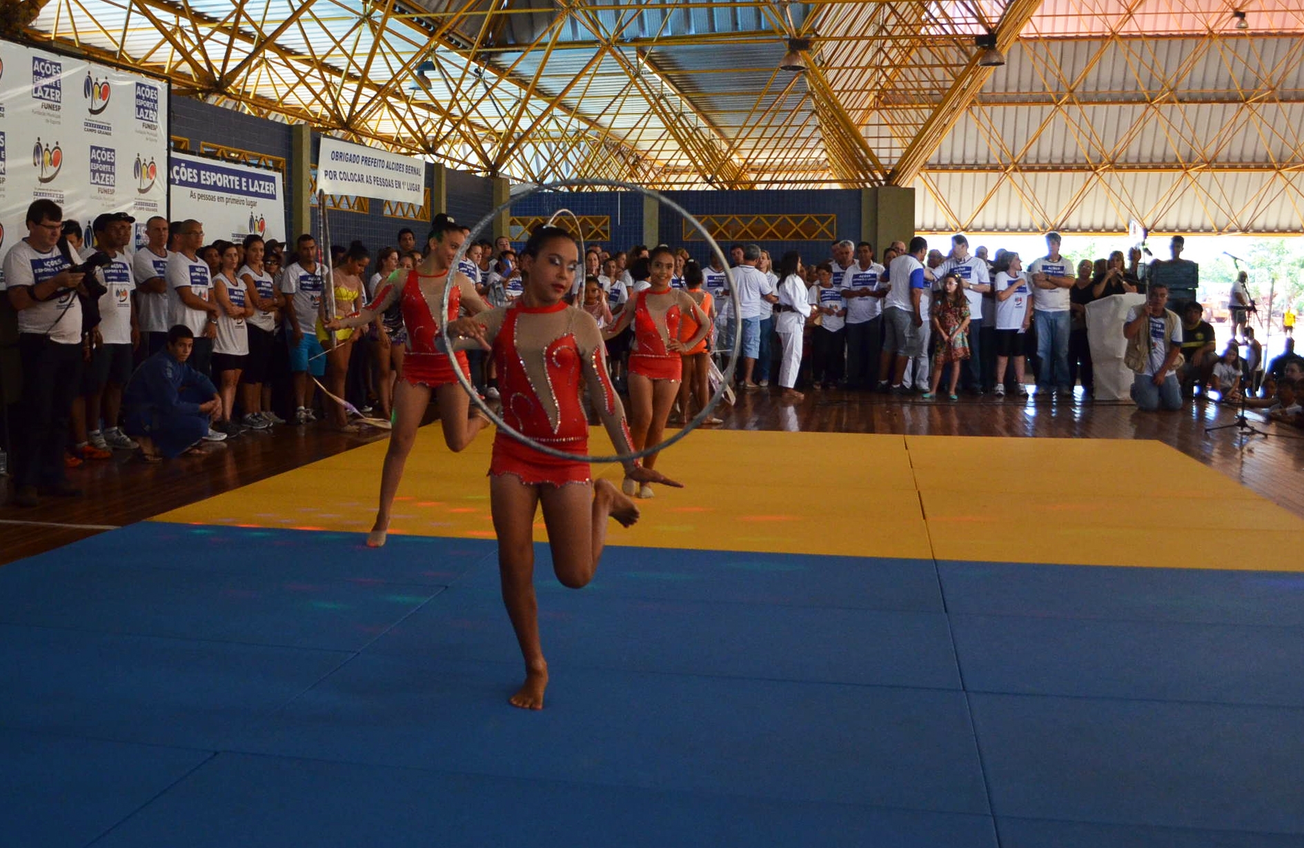 Atletas de ginástica rítmica da Capital viajam em competição nacional dia 22
