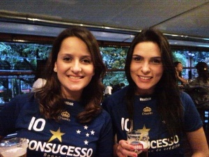 Cruzeirenses da Capital fazem festa 'exclusiva' pelo título Brasileiro 2013