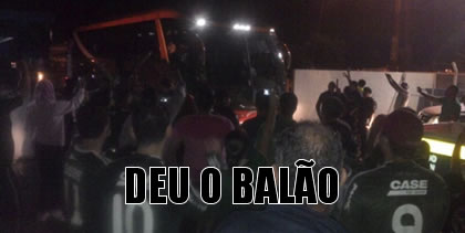 Palmeiras desembarca na Capital, mas passa direto por torcedores