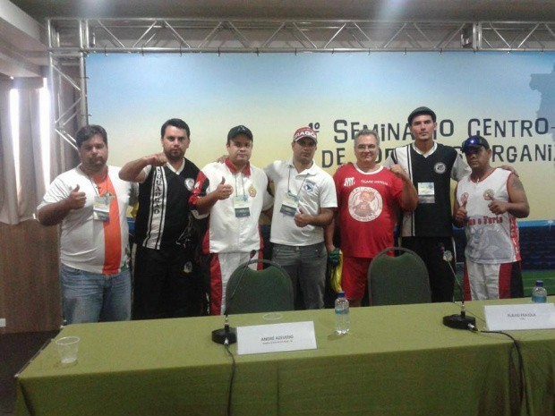 Contra violência em estádios, torcidas organizadas pedem policiamento