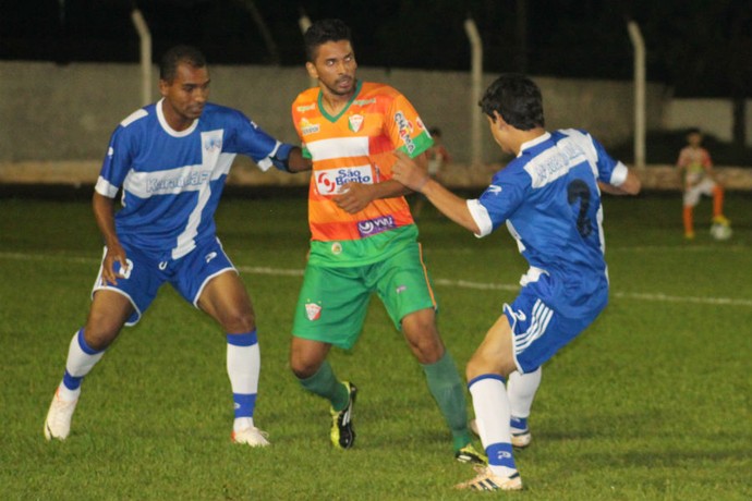 Naviraiense aplica terceira goleada seguida sobre seleção amadora
