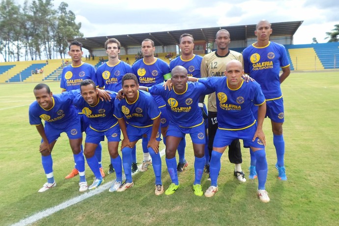 Em primeiro amistoso, Serginho Índio aprova zaga e espera quatro reforços