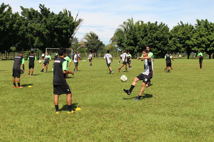 Novoperário pega mais de mil km de estrada em 5 dias para três amistosos
