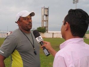 Com grupo sem lesões, Misto define titulares que encaram Comercial