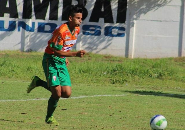 Meia do Naviraiense busca evolução e vê jogo duro contra o Leão