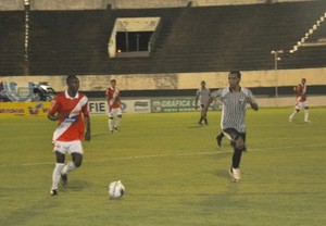Tensão nos bastidores cerca duelo entre Galo e colorado no Morenão