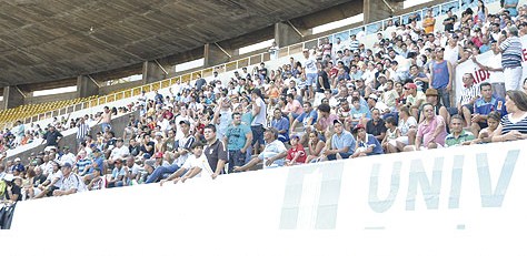 Torcedores denunciam falta de meia entrada em jogo entre Novoperário e Comercial