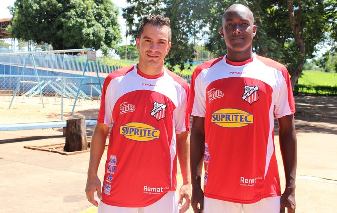 Novo patrocinador assume salários atrasados