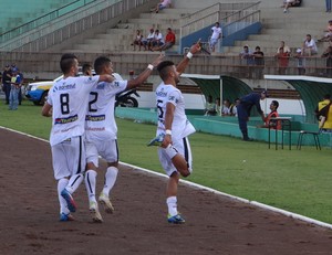 Ubiratan goleia e conta com tropeço do Águia para voltar à liderança do B