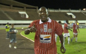 Artilheiro do Comercial, Dudu Lima fratura costela e desfalca o time