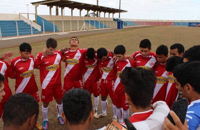 Comercial-MS faz jogo-treino visando fechar elenco para disputa do Sub-19