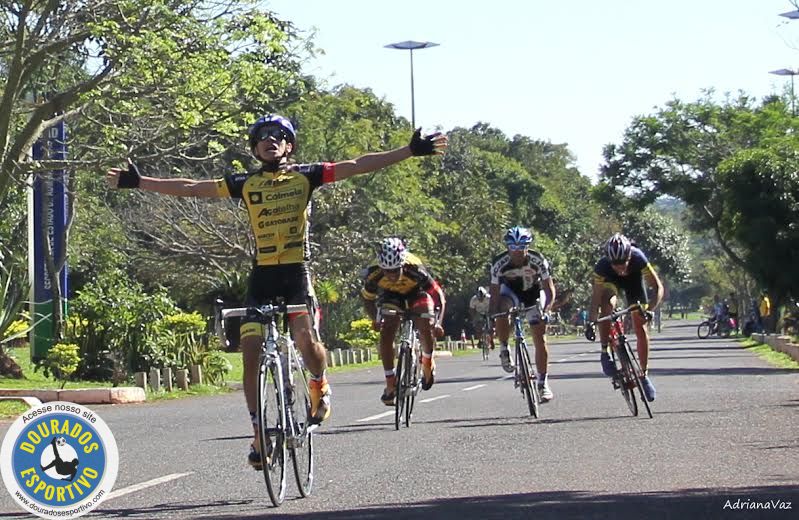 Douradenses conquistam título no Campeonato Estadual de Ciclismo Olímpico