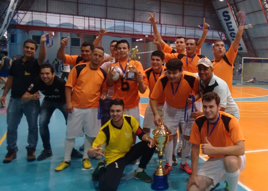 Pastel D'Ouro vence Copa dos Garçons no Ginásio do Sesc 