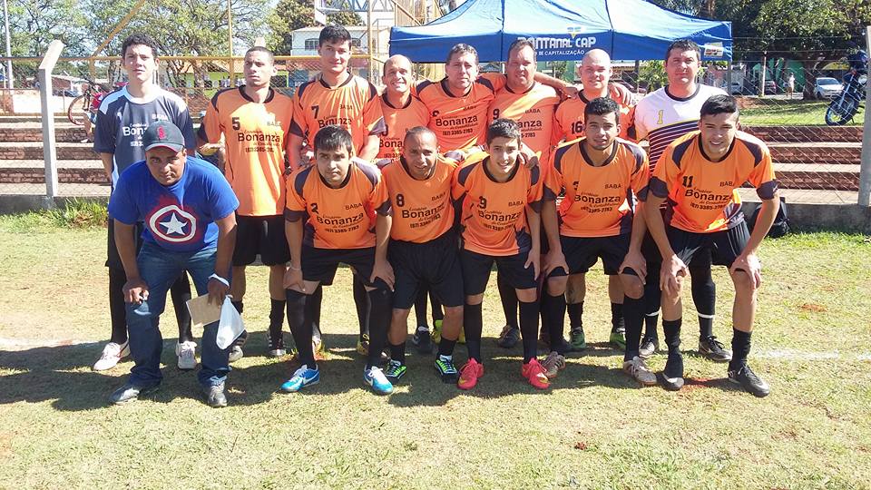 Goleadas são destaque na Copa Amigos do Donda