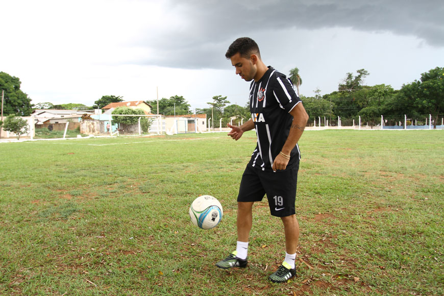 Campo-grandense do Corinthians mira titularidade na Copa SP