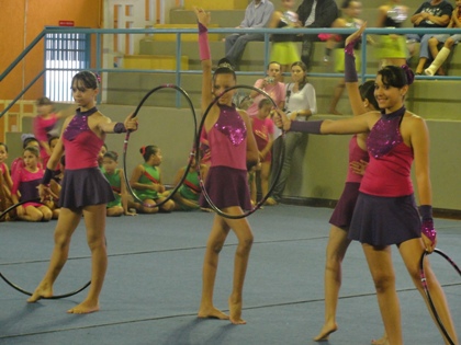 Universidade da Capital seleciona crianças para projeto de ginástica
