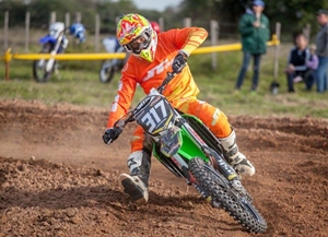 Carlos Eduardo e Fábio Festi lideram Campeonato Paraguaio - Copa Pro Tork UMI