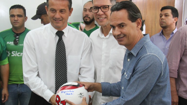 Projeto vai garantir treinamento esportivo para mil jovens