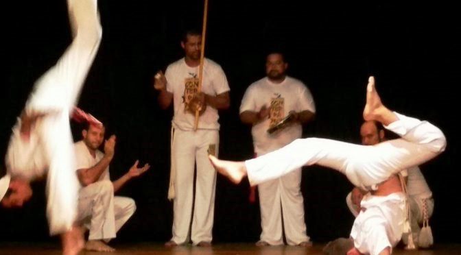 Prefeitura de Campo Grande oferece oficina de capoeira na região da Orla