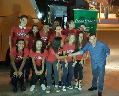Nadadores de MS embarcam rumo à Copa Centro-Oeste