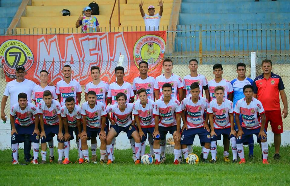 Sete foca na base e usa sub-19 em Amador da Leda