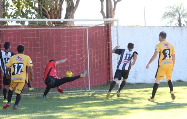 Copa dos Comerciários começa com poucos gols e muito equilíbrio
