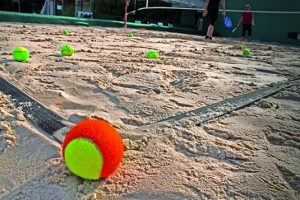 Rádio Clube sedia etapa estadual de beach tennis no final de semana