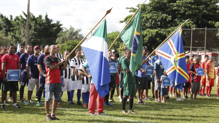  Festa marca abertura da primeira Copa Campo Grande de Futebol Amador