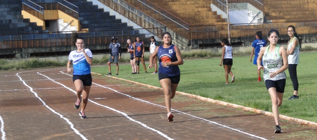 Jogos Escolares de Dourados prosseguem com atletismo no Douradão