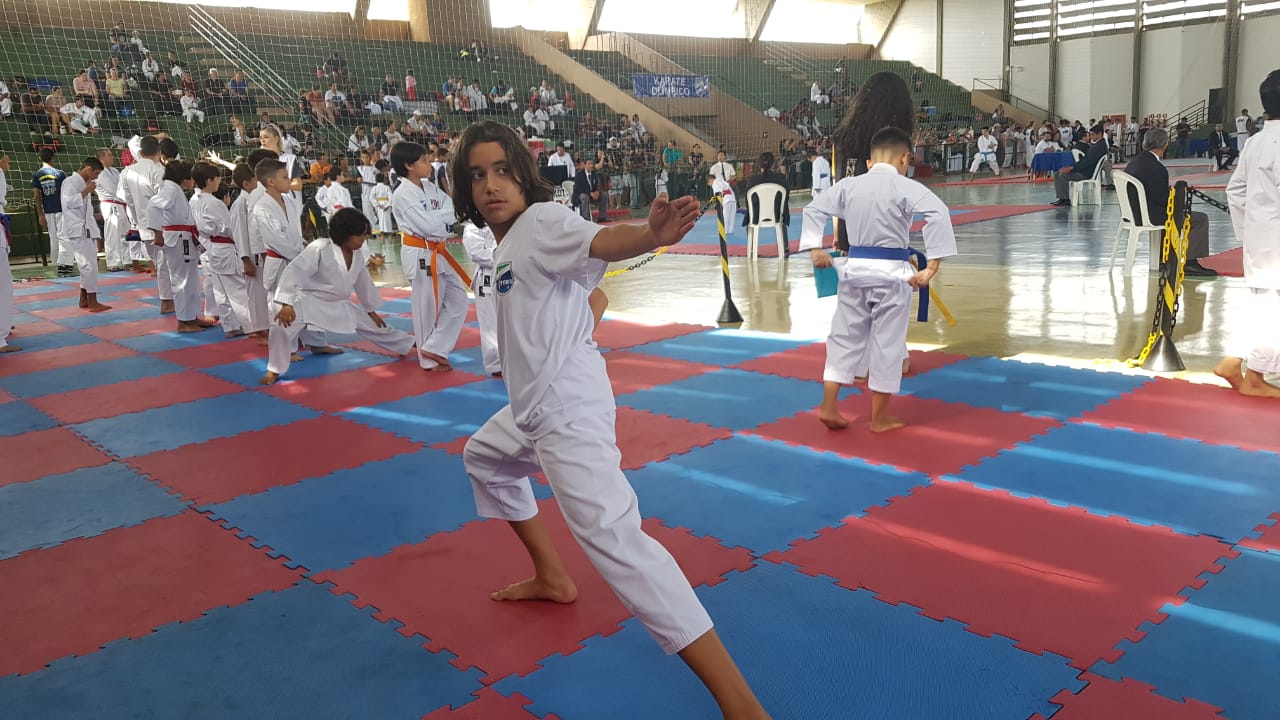 Enzo se destaca em I Etapa do Campeonato Estadual de Karatê