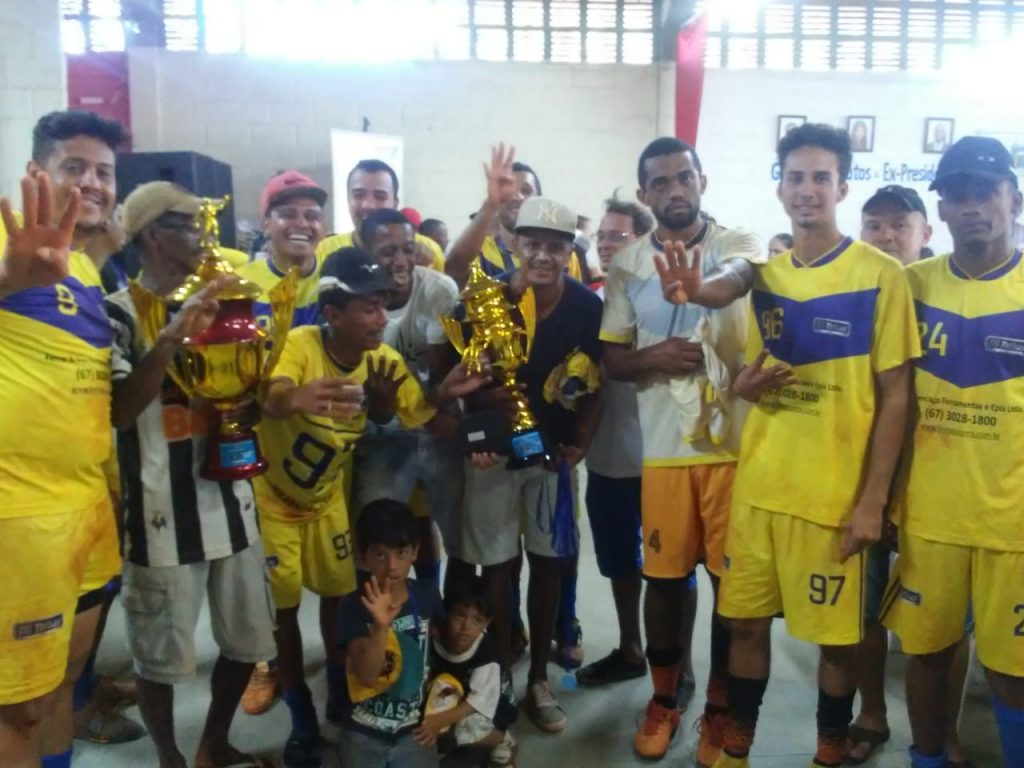 Seminário II é tetracampeão do Torneio Tia Eva de Society