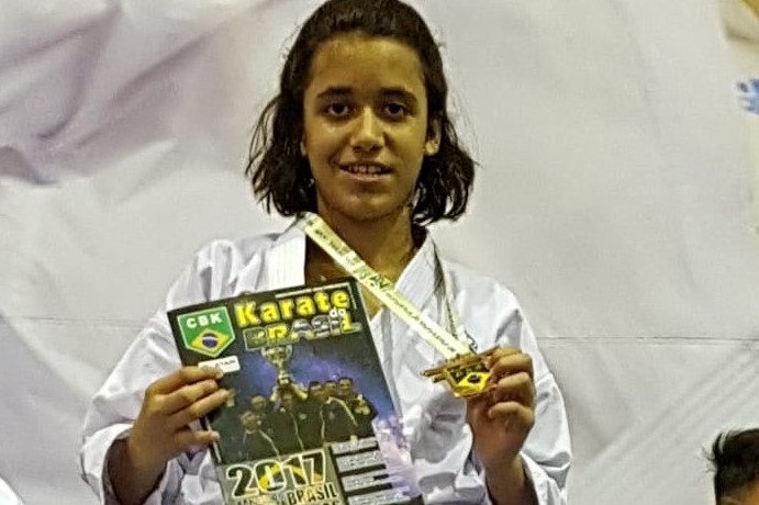 Enzo vence mais uma etapa do Campeonato Brasileiro de Karatê