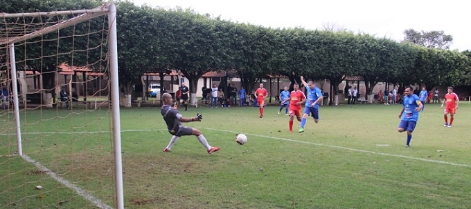 Copa dos Comerciários prossegue neste domingo em Dourados