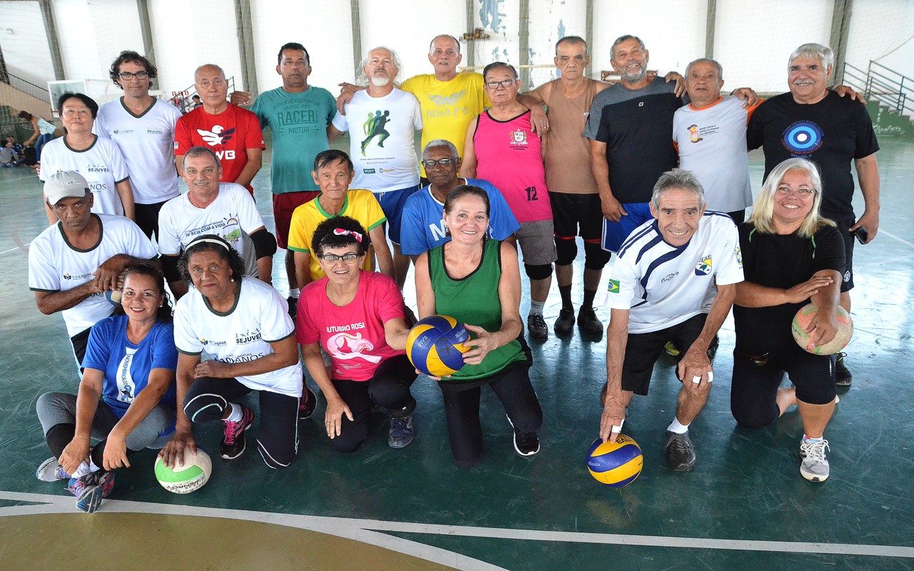 Idosos de Três Lagoas disputam torneio estadual de vôlei adaptado