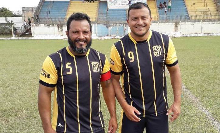Amigos de infância são reforços para levar equipe à final de amador﻿