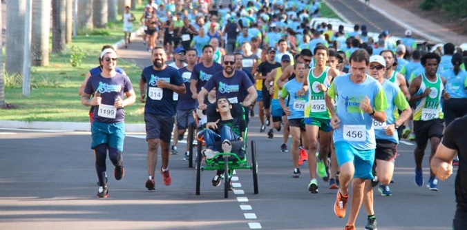 Corrida da Casa de Leis reúne cerca de 1.200 participantes