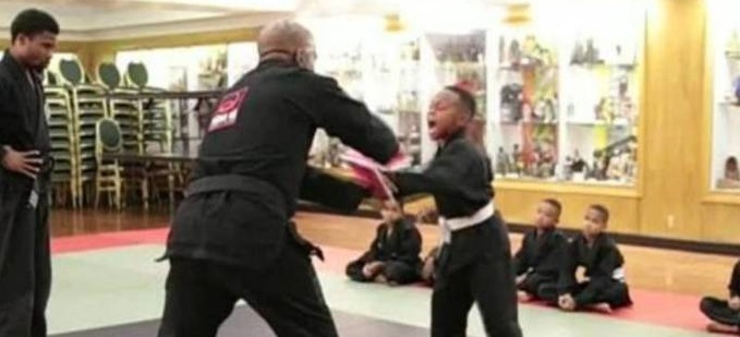 Governador do Paraná autoriza reabertura das academias de artes marciais 