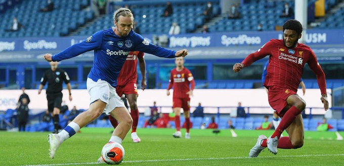 Liverpool e Everton empatam em 0 a 0, no derby inglês