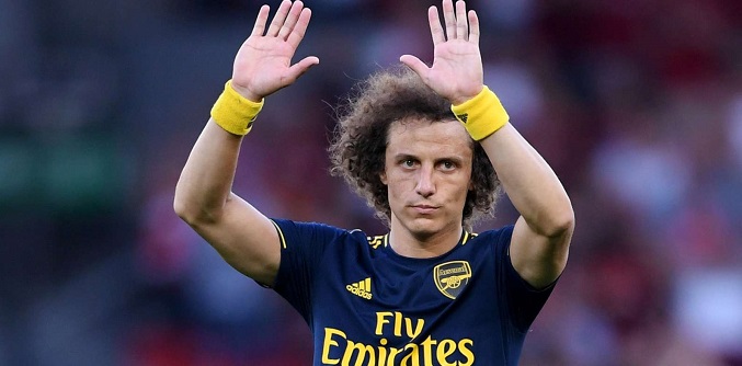 David Luiz renova com Arsenal e torcedores se revoltam