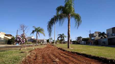 Prefeitura de Sidrolândia inicia construção da pista de caminhada