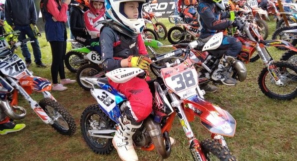 Grosbelli vence e amplia liderança no Paranaense de Velocross